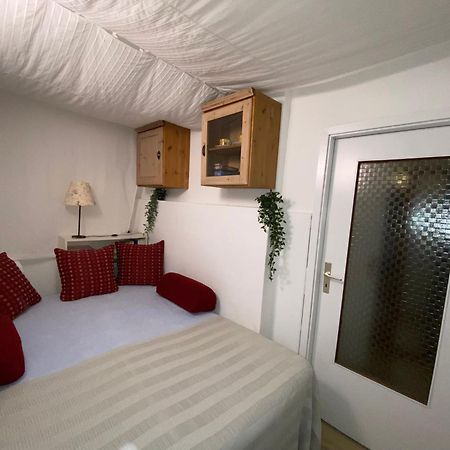 Fiala Home Neumünster Extérieur photo